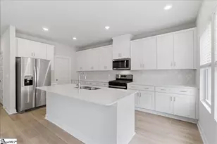 604 Cozy Blf Rd, Spartanburg, SC 29301 - Photo 4