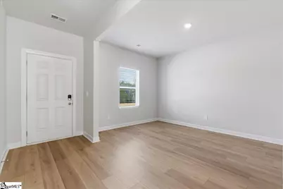 604 Cozy Bluff Road, Spartanburg, SC 29301 - Photo 2