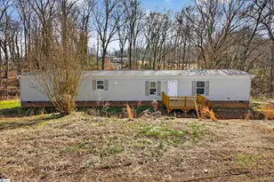 325 Lula Dr, Easley, SC 29644 - Photo 2