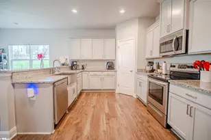 207 Phillips Ave, Easley, SC 29640 - Photo 10