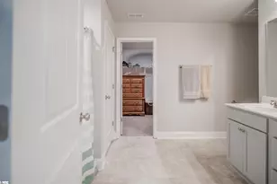 207 Phillips Ave, Easley, SC 29640 - Photo 22