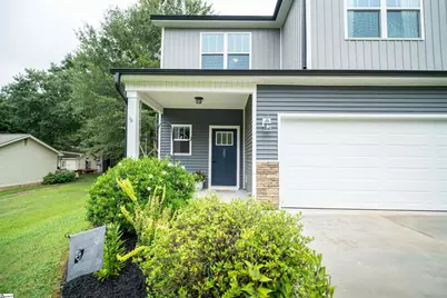 207 Phillips Avenue, Easley, SC 29640 - Photo 2