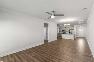 313 Cub Ct, Greenville, SC 29609 - Photo 10