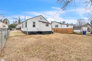 741 Maywood St, Spartanburg, SC 29303 - Photo 24