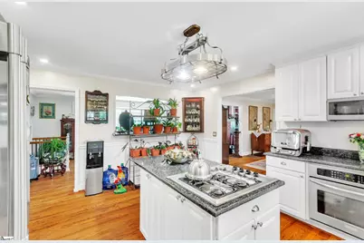 1009 Edwards Road, Greenville, SC 29615 - Photo 14