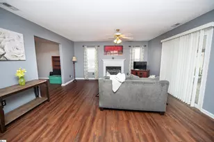 333 Cornelson Dr, Greer, SC 29651 - Photo 4