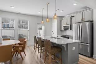 61 Mardale Ln, Greenville, SC 29609 - Photo 8