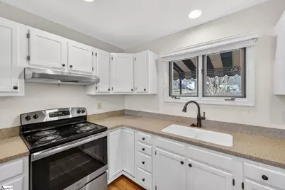 200 Creek Forest Drive, Greenville, SC 29615 - Photo 10