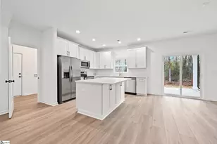 124 Guest Cir, Anderson, SC 29621 - Photo 6