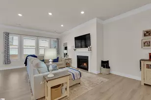 1961 Crumhorn Ave, Boiling Springs, SC 29316 - Photo 6