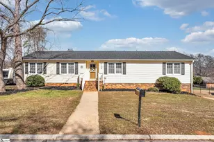 145 Oak Park Dr, Mauldin, SC 29662 - Photo 1