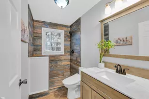 6 Devonshire Ln, Greenville, SC 29617 - Photo 24