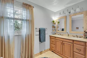 6 Devonshire Ln, Greenville, SC 29617 - Photo 14