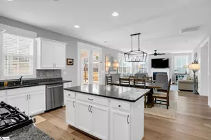 204 Noble St, Greer, SC 29651 - Photo 16