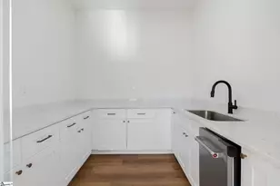 541 E Airport Rd, Greer, SC 29651 - Photo 20