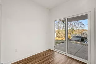 202 Pine St, Easley, SC 29640 - Photo 12