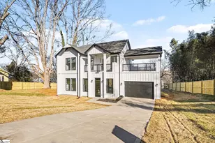 202 Pine St, Easley, SC 29640 - Photo 2