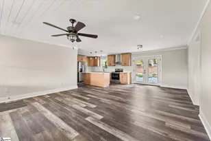 101 Fairview Dr, Greenville, SC 29609 - Photo 12