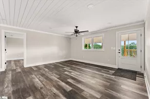 101 Fairview Dr, Greenville, SC 29609 - Photo 8