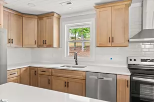 101 Fairview Dr, Greenville, SC 29609 - Photo 18