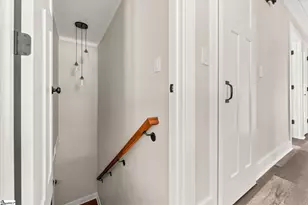 101 Fairview Dr, Greenville, SC 29609 - Photo 34