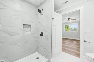 101 Fairview Dr, Greenville, SC 29609 - Photo 24