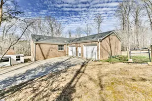 1126 Greenpond Rd, Woodruff, SC 29388 - Photo 2