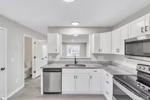 68 Buff St, Greenville, SC 29609 - Photo 10