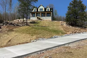 446 N Glassy Mountain Rd, Landrum, SC 29356 - Photo 4