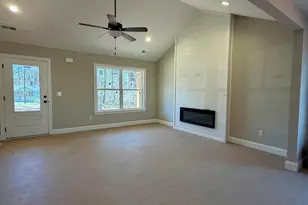 18 Martin Ct, Greer, SC 29651 - Photo 4