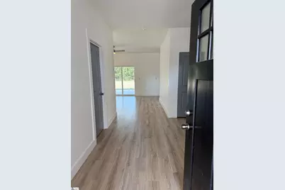 206 Essex Drive, Clinton, SC 29325 - Photo 2