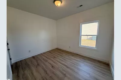 206 Essex Drive, Clinton, SC 29325 - Photo 8