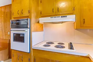 426 Meadowbrook Ave, Woodruff, SC 29388 - Photo 8