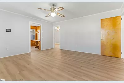 426 Meadowbrook Avenue, Woodruff, SC 29388 - Photo 10