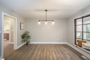 17 Riverview Cir, Greenville, SC 29611 - Photo 8