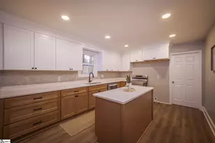 17 Riverview Cir, Greenville, SC 29611 - Photo 12