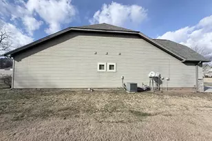 1011 Drakes Crossing, Anderson, SC 29625 - Photo 4