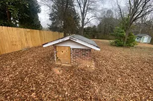 105 Stagecoach Rd, Laurens, SC 29360 - Photo 6