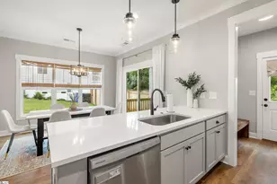 570 Lowndes Hill Rd, Greenville, SC 29607 - Photo 12