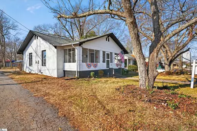 121 Holland Street, Gaffney, SC 29341 - Photo 2