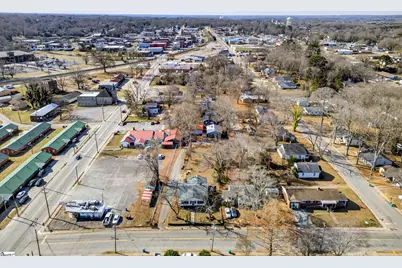 121 Holland Street, Gaffney, SC 29341 - Photo 32