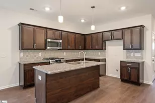 7047 New Horizons Ln, Boiling Springs, SC 29316 - Photo 4