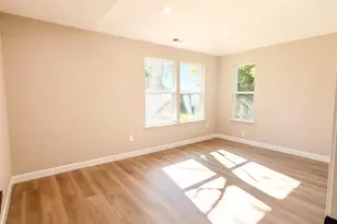 4 Thrift St, Greenville, SC 29609 - Photo 12