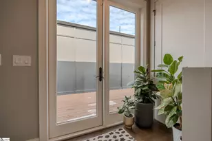 611 N Main St, Greenville, SC 29601 - Photo 30