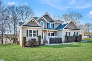 116 Faye Cir, Easley, SC 29640 - Photo 2