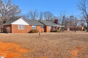 188 Cherokee Rd, Williamston, SC 29697 - Photo 2
