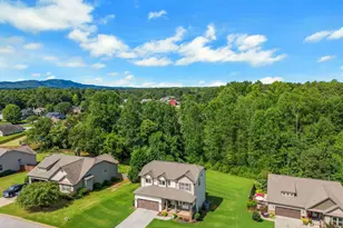 133 Stoneledges Ln, Taylors, SC 29687 - Photo 2