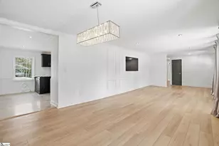 220 E Belvedere Rd, Greenville, SC 29605 - Photo 6