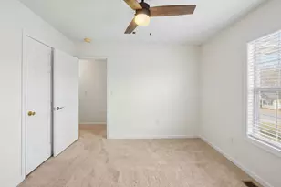 111 Logan Ln, Easley, SC 29640 - Photo 16