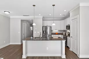 706 Emlbrook Dr, Simpsonville, SC 29681 - Photo 10